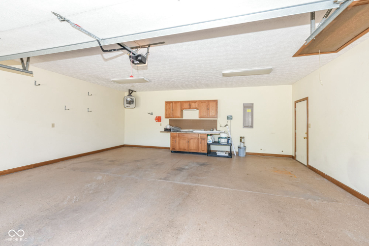 Listing Image 37