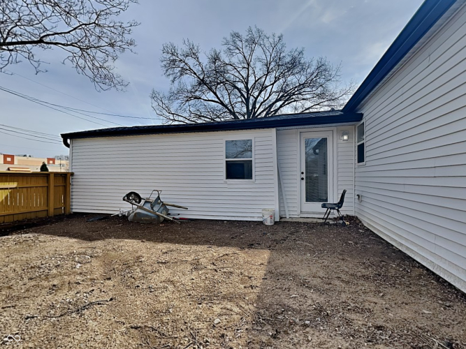 Listing Image 16