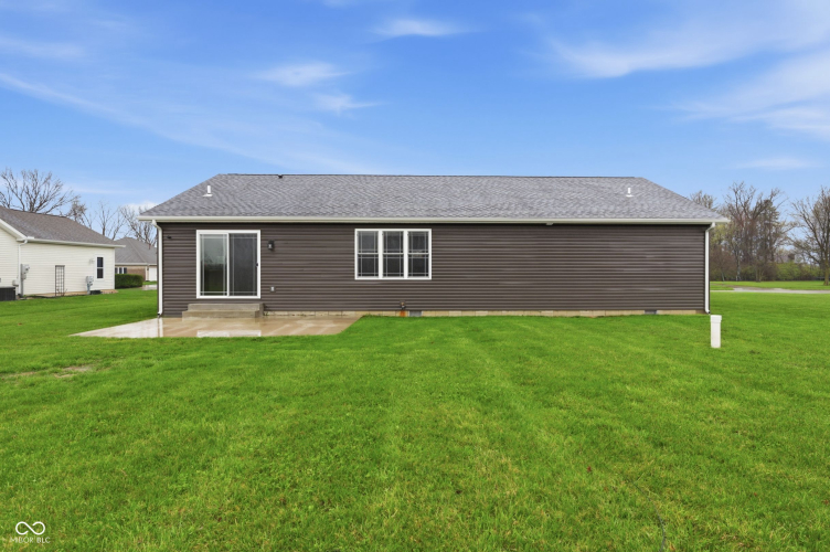 Listing Image 24