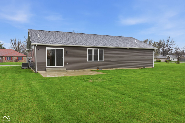 Listing Image 25