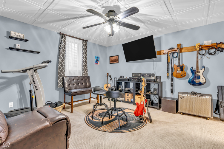 Listing Image 41