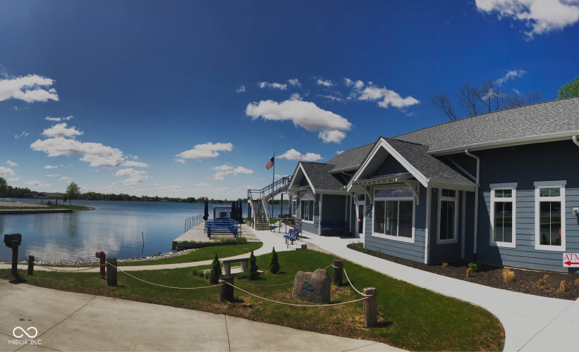 Listing Image 76