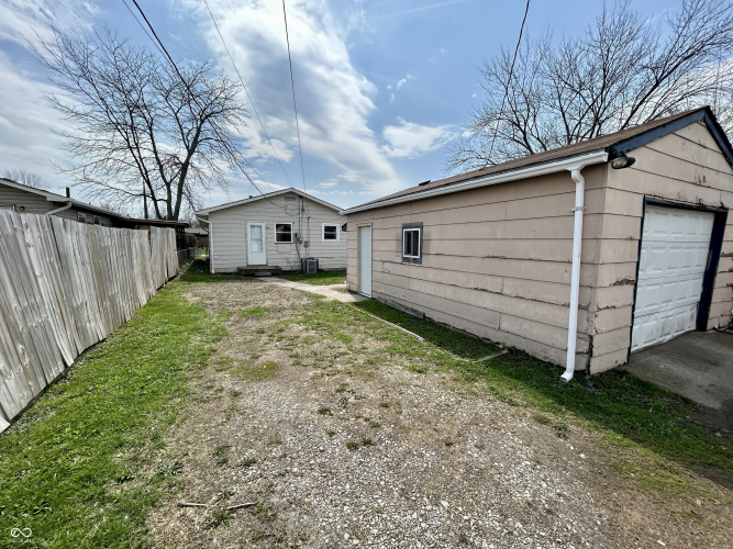Listing Image 28