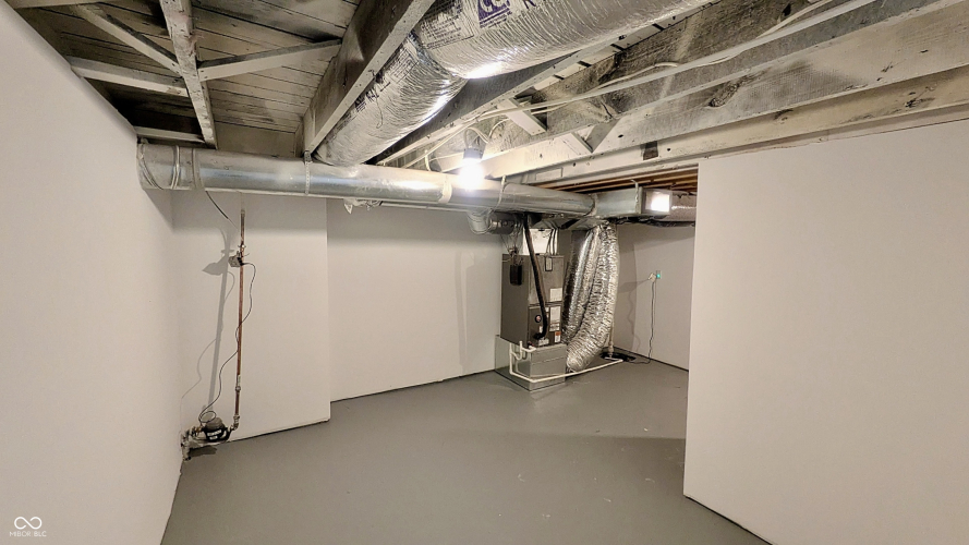Listing Image 38
