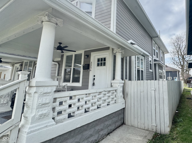 Listing Image 6