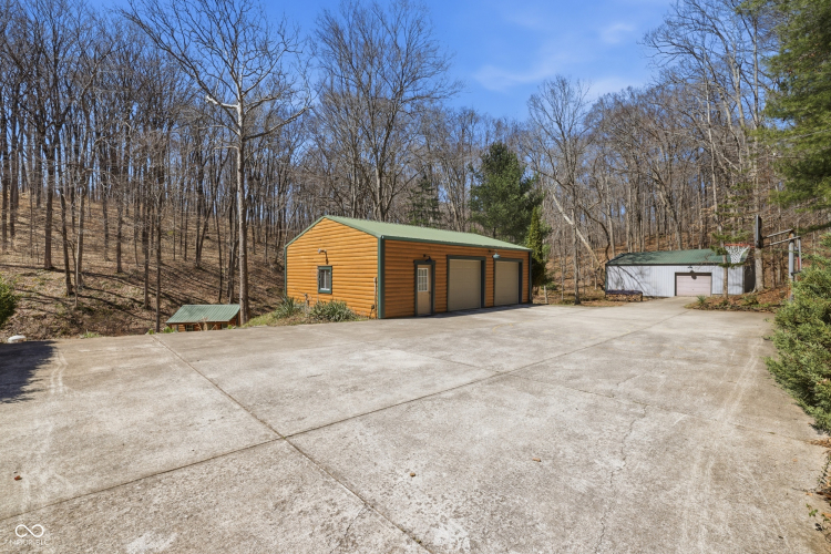 Listing Image 44