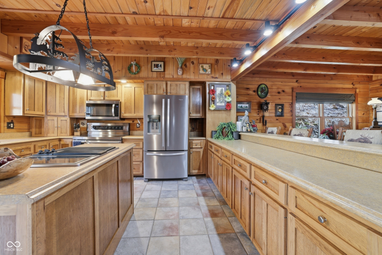 Listing Image 8