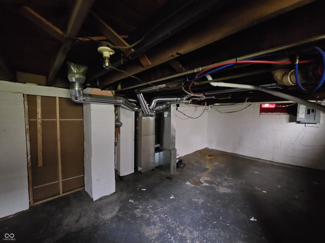 Listing Image 18