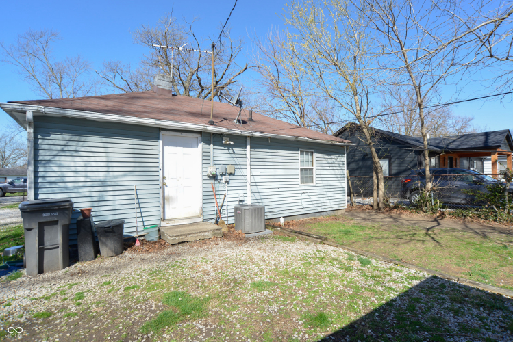 Listing Image 18