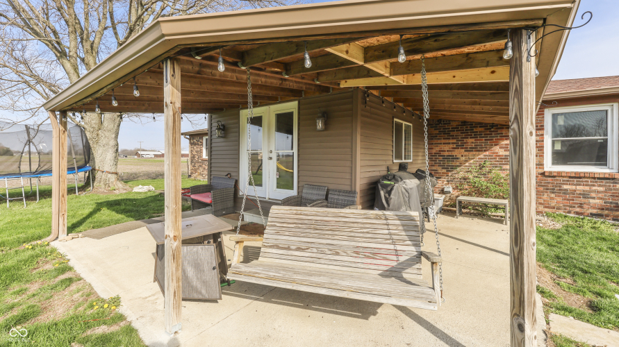 Listing Image 40