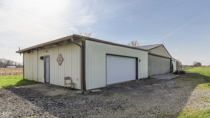 Listing Image 42