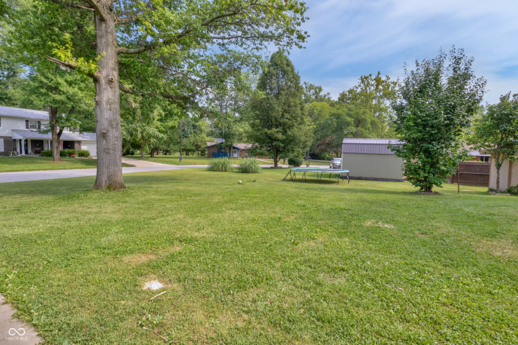 Listing Image 42
