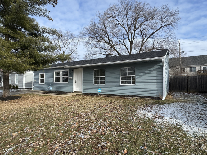 Listing Image 4