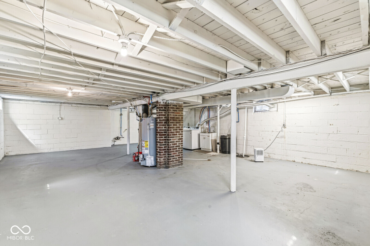 Listing Image 24