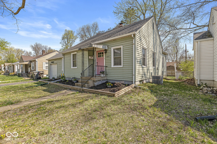 Listing Image 32