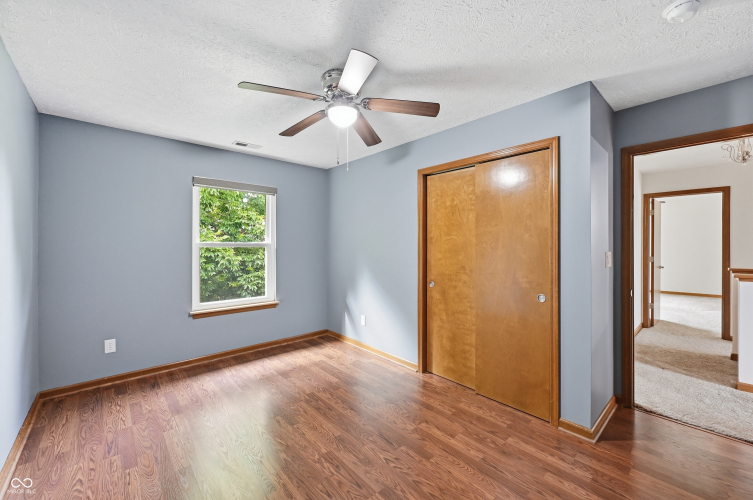 Listing Image 50