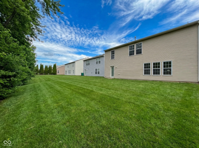 Listing Image 52