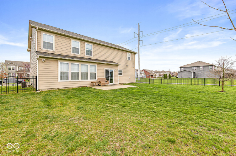 Listing Image 8
