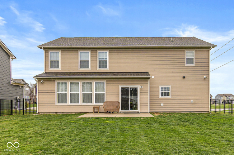 Listing Image 9
