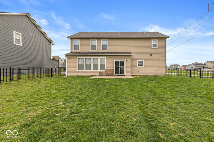 Listing Image 10