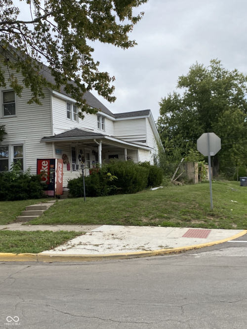 Listing Image 3