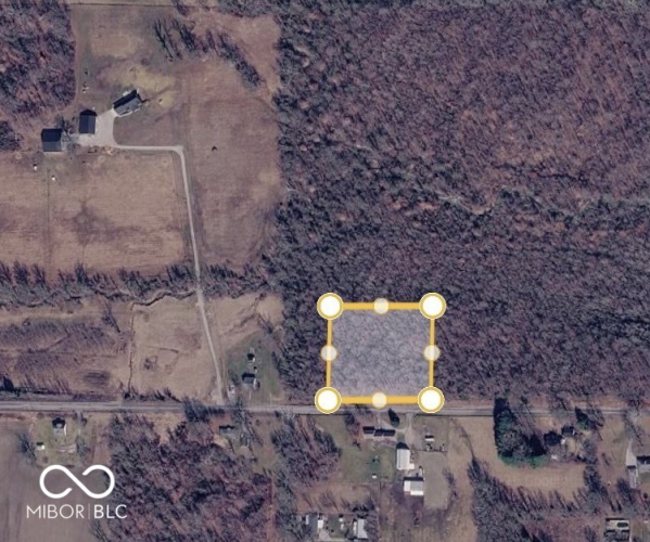 Listing Image 11