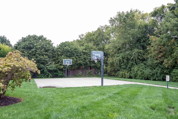 Listing Image 54