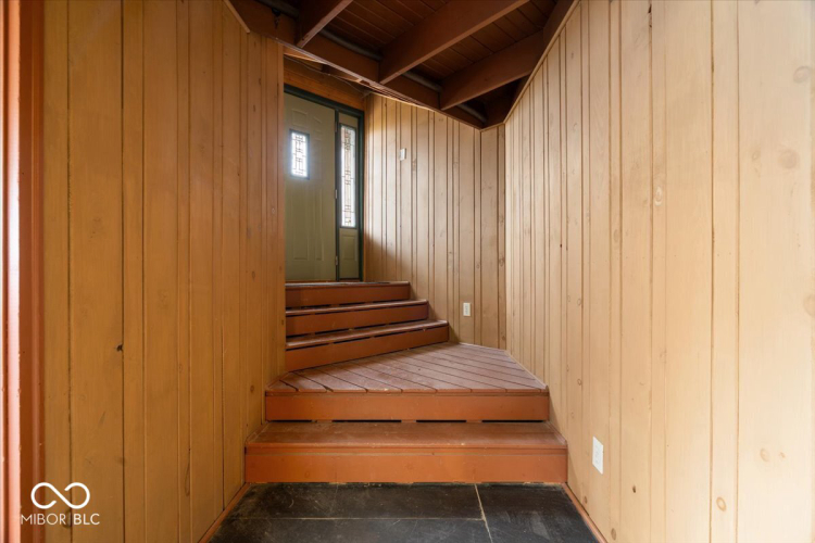 Listing Image 27