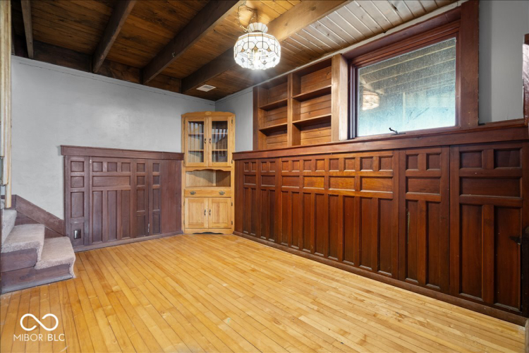 Listing Image 32