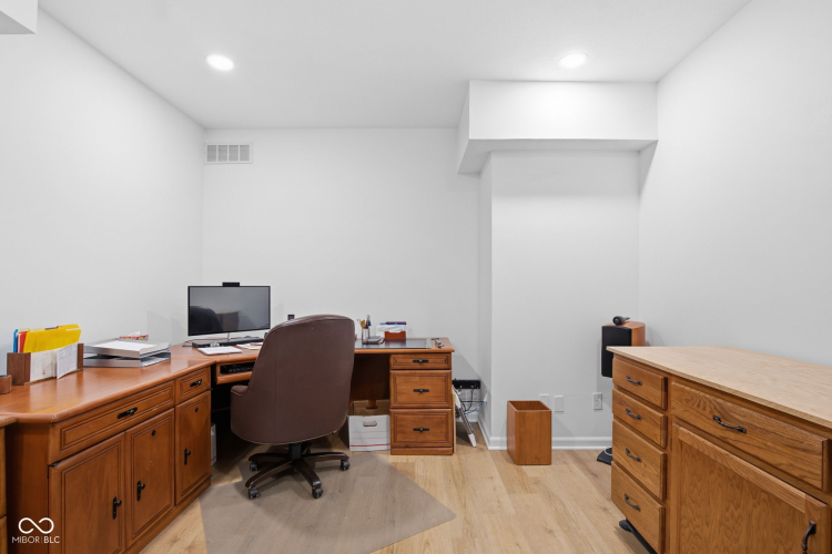 Listing Image 55
