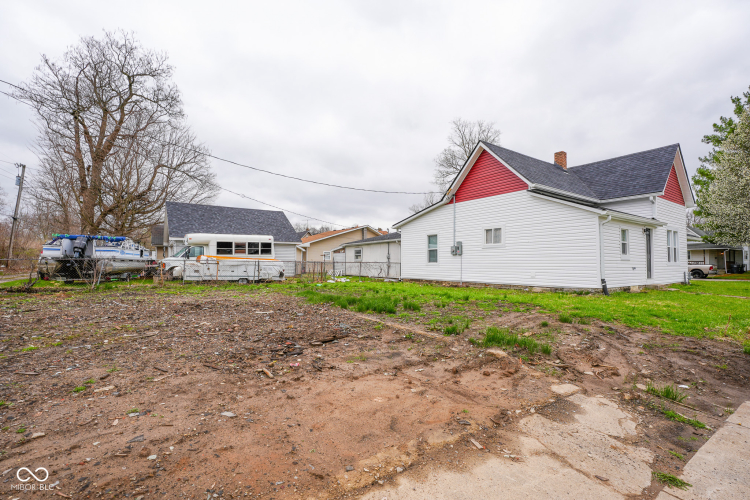 Listing Image 16