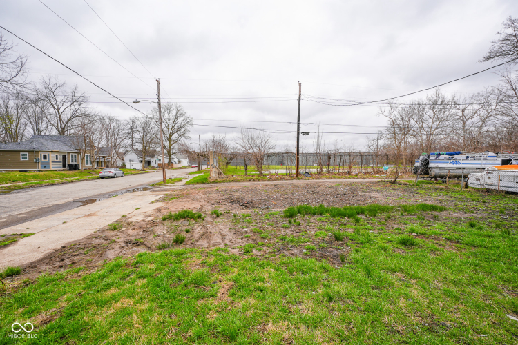 Listing Image 17