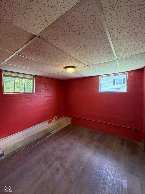 Listing Image 45