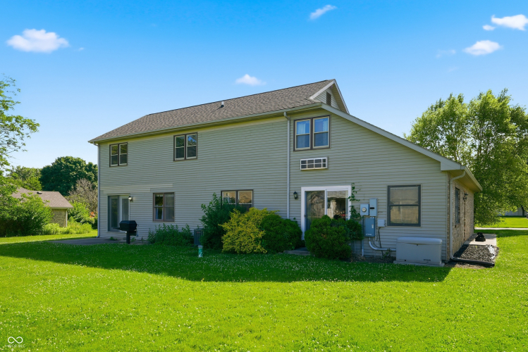 Listing Image 40