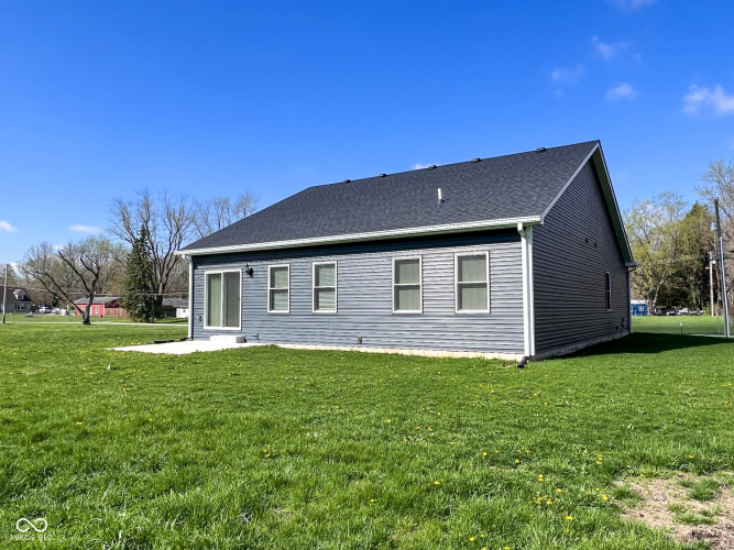 Listing Image 11