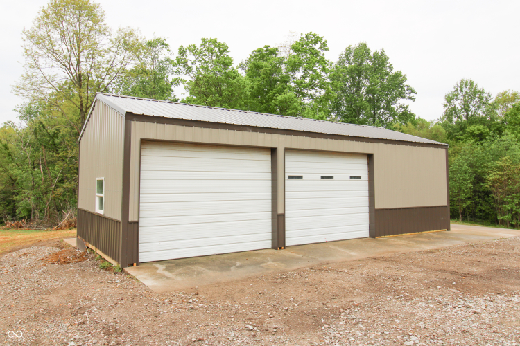 Listing Image 3