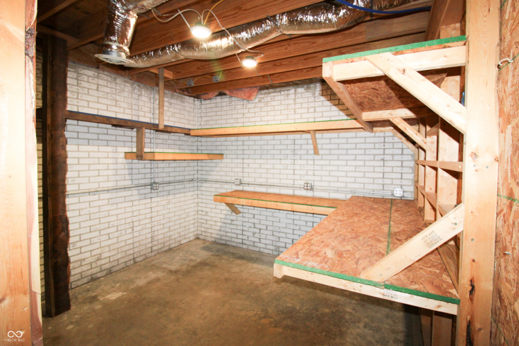 Listing Image 21
