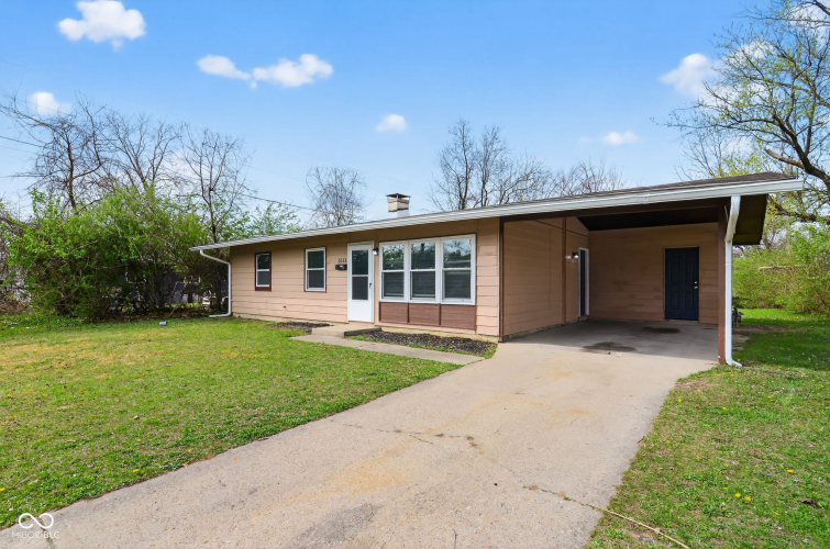 Listing Image 3