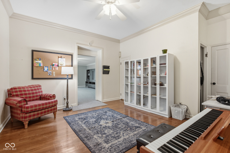 Listing Image 22