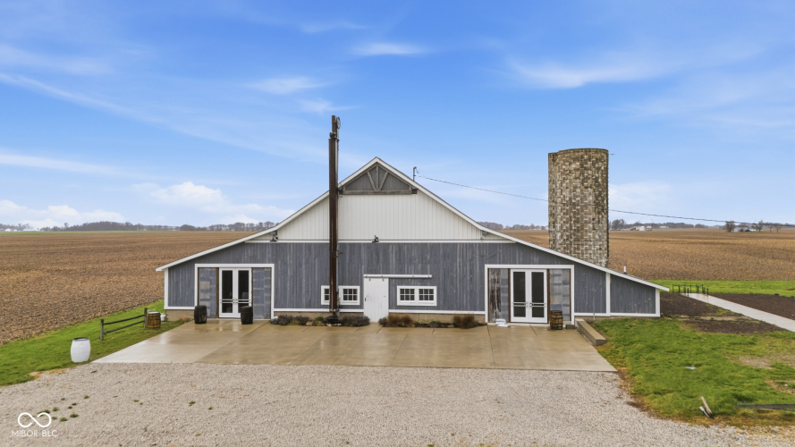Listing Image 74