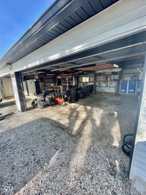 Listing Image 27