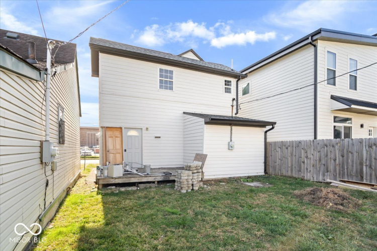 Listing Image 19