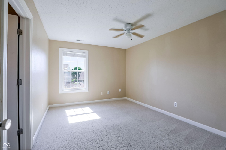 Listing Image 30
