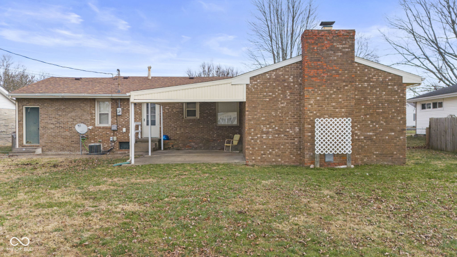 Listing Image 8