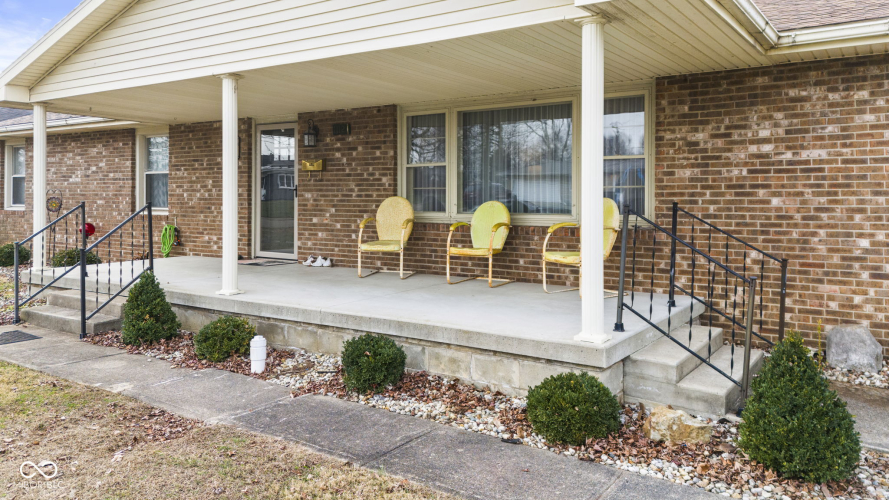 Listing Image 9