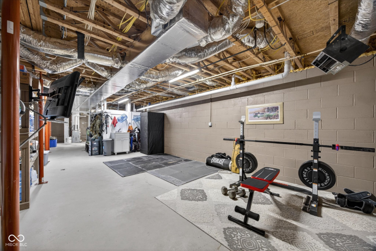 Listing Image 32