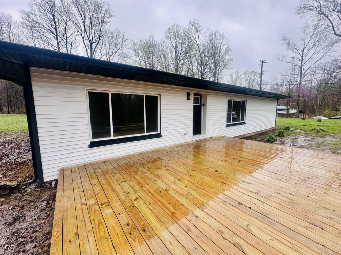 Listing Image 6