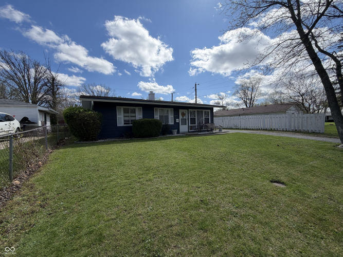 Listing Image 3
