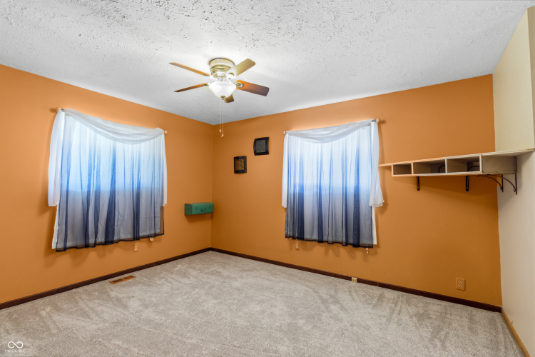 Listing Image 24