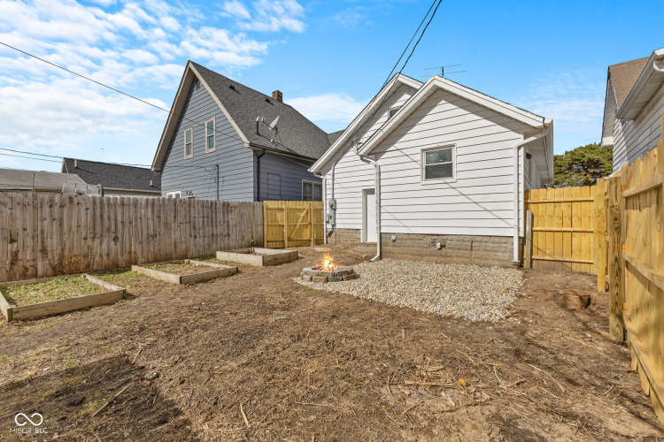 Listing Image 22
